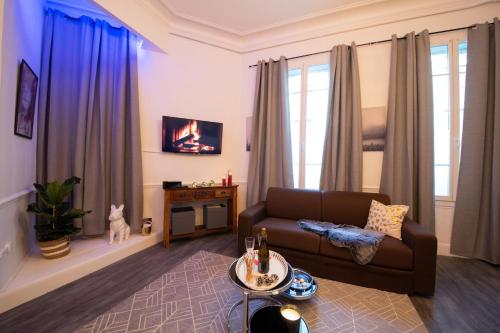 Appartement Superbe Appart Cosy& Romantique centre ville avec Netflix 6 Rue Buffon Avignon