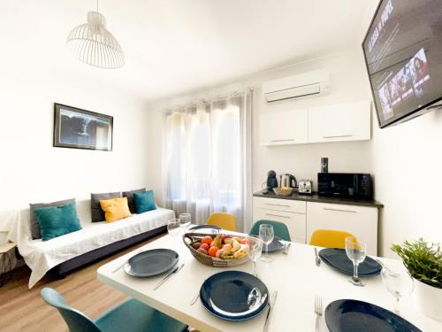 Superbe appartement, 3 chambres, gare St Charles Marseille france