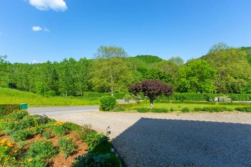 Superbe appartement avec terrasse et vue dégagée Monteils france