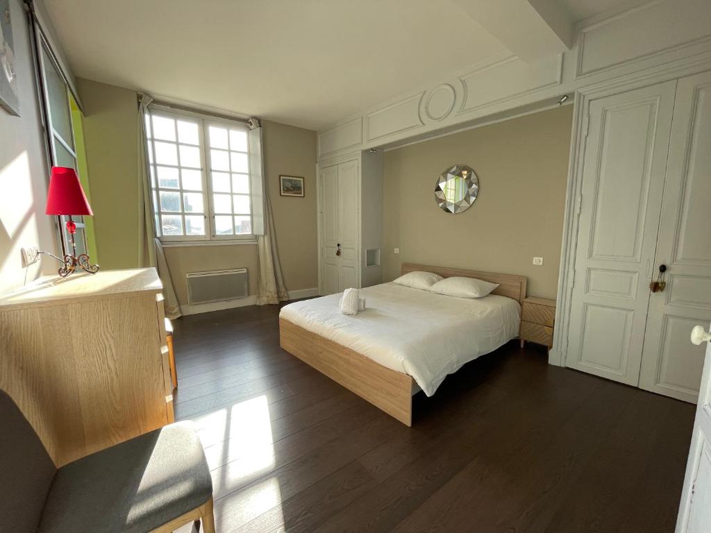 Appartement Superbe appartement de charme hyper centre 21 Rue Aubergerie, 24000 Périgueux