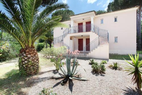 Superbe appartement en résidence avec piscine Saint-Tropez france