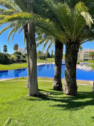 Superbe appartement moderne résidence avec piscine Alvor portugal