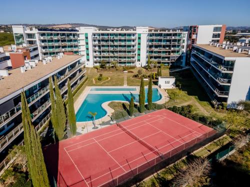 Superbe appartement spacieux avec terrasse vue piscine Vilamoura portugal