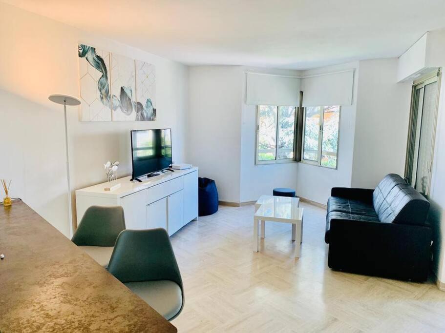 Appartement Superbe appartement sur l'Îles de Cannes Marina 190 Allée Calypso, 06210 Mandelieu-la-Napoule