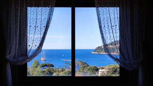 Superbe appartement vue mer, clim, parking gratuit Villefranche-sur-Mer france