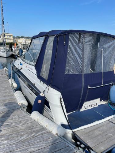 Superbe bateau « le nanylia » Boulogne-sur-Mer france