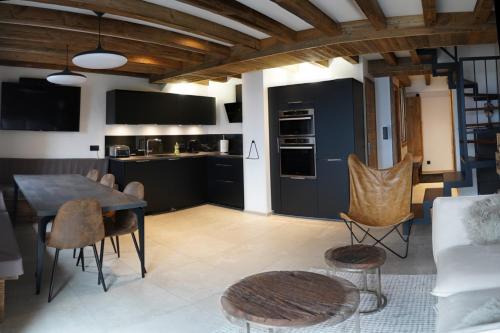 Appartement SUPERBE DUPLEX 4* DERNIER ETAGE 7pers. / 67m2 5B - 4ème et dernier étage 1117 Route d Huez Huez