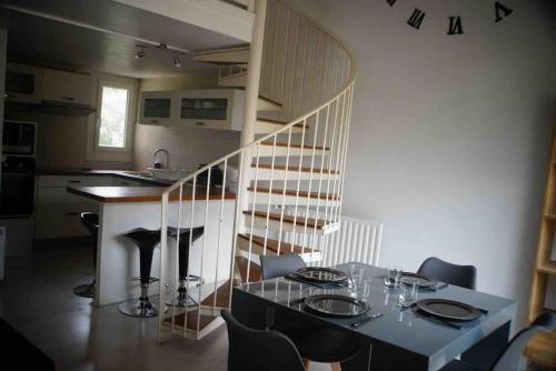 Appartement Superbe duplex de 64m2 - T2 proche Paris-Saclay 24 Avenue des Cévennes Les Ulis