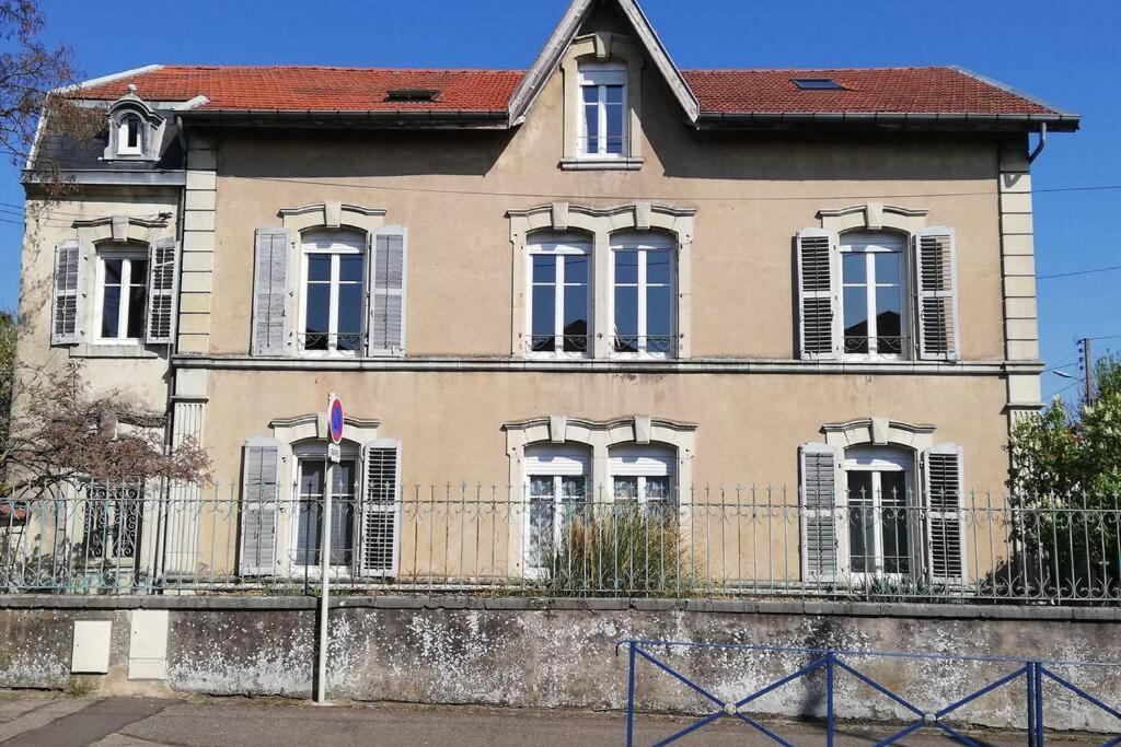 Appartement Superbe logement dans une maison de caractère 44 Avenue du Maréchal  Foch, 54200 Toul