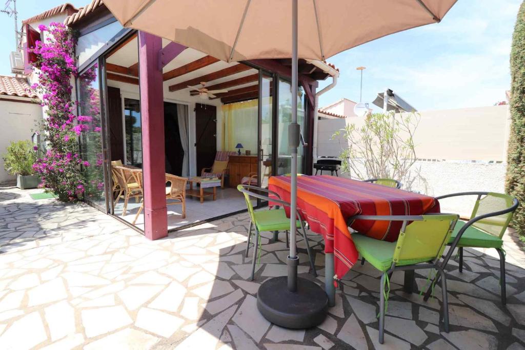 Appartement Superbe pavillon dans résidence avec piscine -parking privatif -6CY119 Rue Francis Carco, 66750 Saint-Cyprien Plage