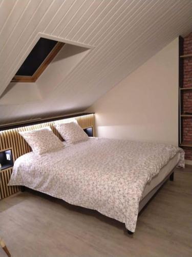 Superbe studio en résidence rue de courcelles Arbois france