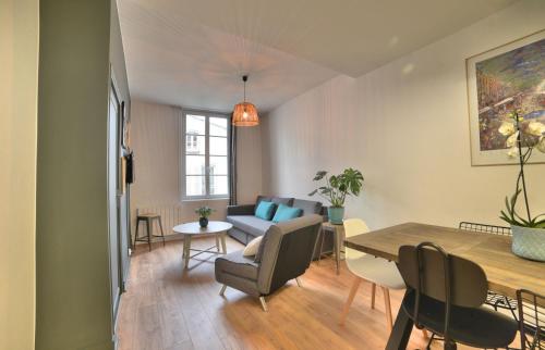 Appartement Superbe T2 de 45m² en hyper centre 33 Rue Chef de Ville La Rochelle