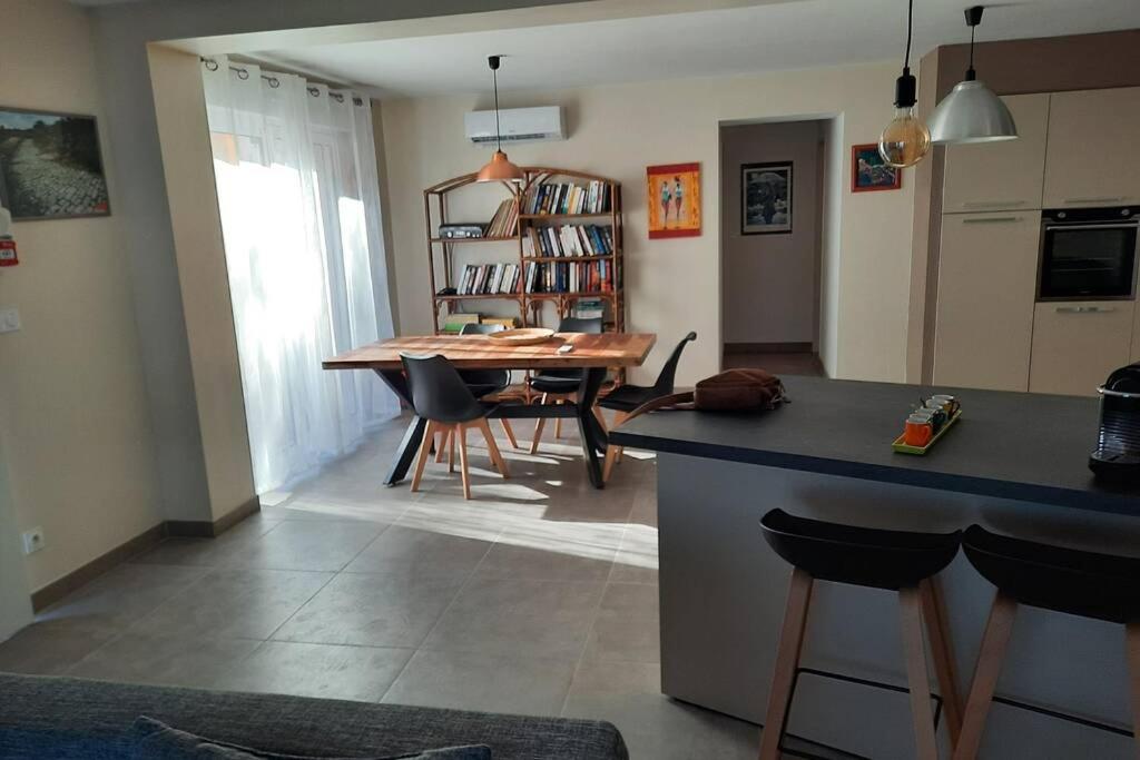 Villa SUPERBE VILLA 85 m2 NIMES CAREMEAU 739 Rue de l'Église, 30900 Nîmes