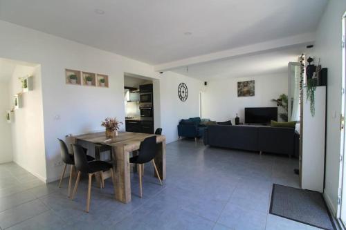 Villa Superbe villa idéale pour la détente ! 13 Rue du Born Saint-Vincent-de-Tyrosse