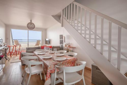 Appartement Superbe vue sur l ocean, la plage a vos pieds! Bonne source, 64 Pornichet