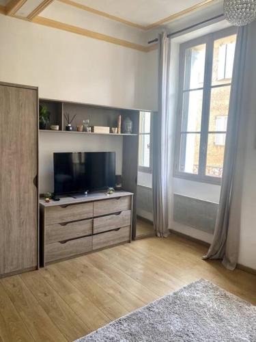 Appartement Suquet 5 mins à pied du palais 2 1ère Rue du Barri Cannes