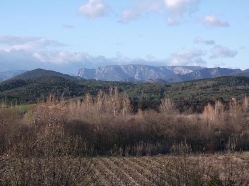 Sur la Bonnefooi Prades-sur-Vernazobre france