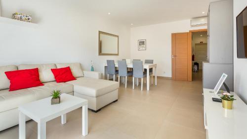 Appartement Sweet As by LovelyStay Rua da Alemanha 20A Edifício Mar Bel Sol - Apto. 05, R/C, bloco A Quarteira