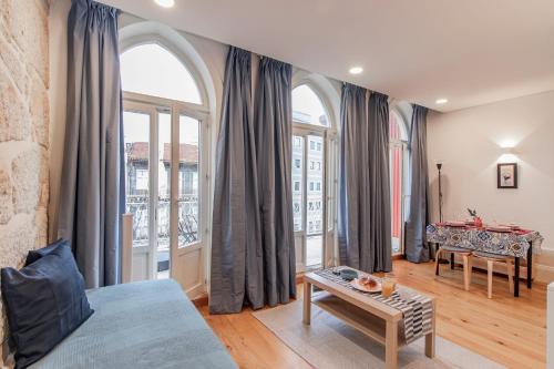 Sweet Studio Apartment w/ Big Balcony by LovelyStay Porto portugal