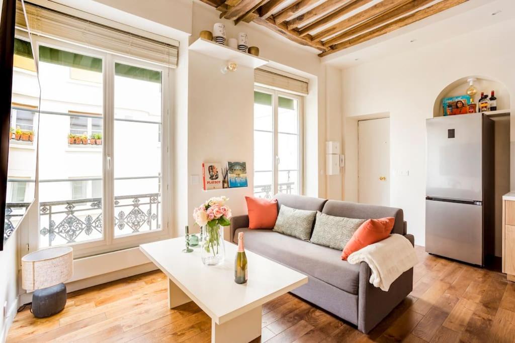 Appartement Sweety home in Marais paris 6 Rue Debelleyme, 75003 Paris