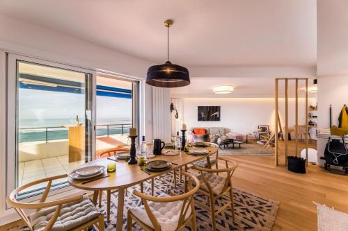 SWELL - Apartment first line sea view terrace with ocean view parking Biarritz france