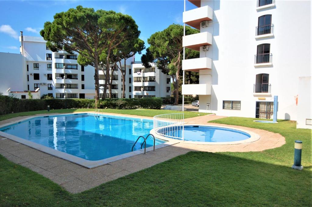 Appartement T0 Estudio Leziria - Swimming pool - BY BEDZY Rua da Bélgica, 8125-446 Vilamoura