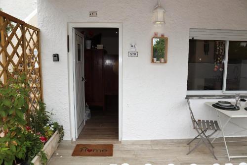 Appartement T0 Junto a Praia de Vale Centeanes / Carvoeiro Sitio Vale Centeanes Casa do Amigo 37.090723,-8.452286 Lagoa