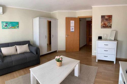 Appartement T1 Algardia Marina Vilamoura piscina praia 5m Praca Cupertino Miranda 1, apt. 310 Vilamoura