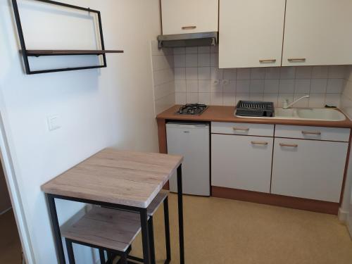 Appartement T1 Bis Cosy avec 6 couchages proche de la mer - Quartier Minimes 56 Rue Lucile La Rochelle