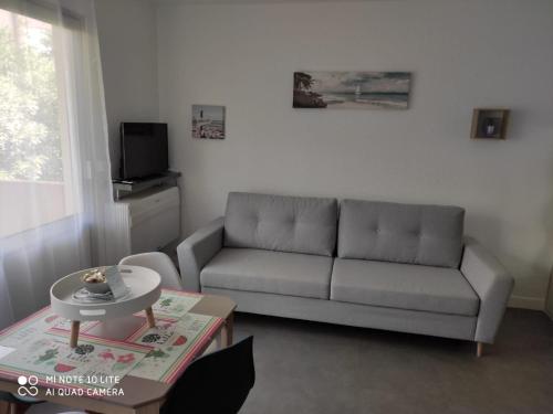 Appartement T1 Cabine 4 couchages climatisé centre port refait à neuf 1 Rue des Chandelles Le Cap d\'Agde