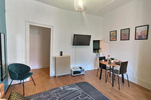 Appartement T1 le Pastel Parking Netflix Wifi Gare 17 Boulevard de Normandie Évreux