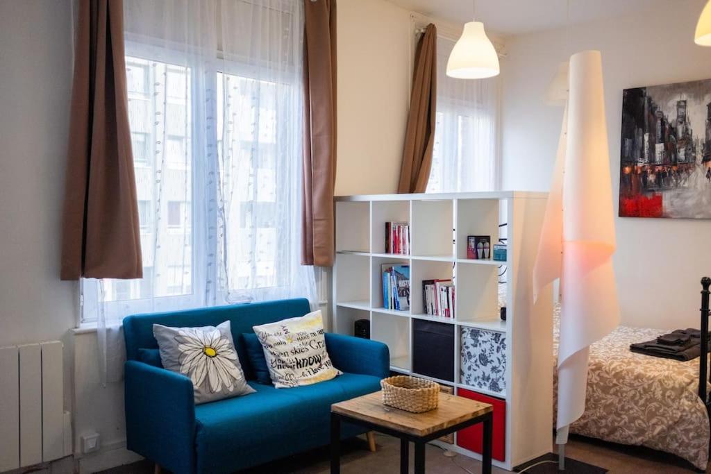 Appartement T1bis Wifi 25m2 Lumineux Elégant, Roubaix Centre 61 Rue de Choiseul, 59100 Roubaix