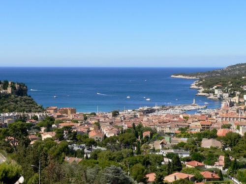 T2 à Cassis vue mer de rêve Cassis france