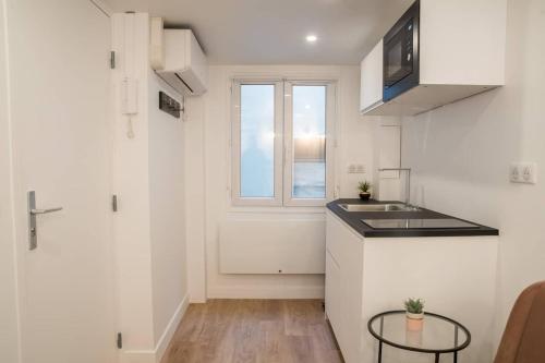 Appartement T2 à Paris Centre Smart TV, Nespresso, WIFI 25 Rue Sainte-Apolline Paris