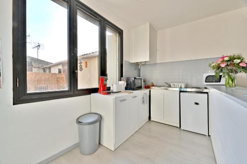 Appartement T2 au coeur de la cité médiévale Aigues-Mortes 6 Rue Emile Zola Aigues-Mortes