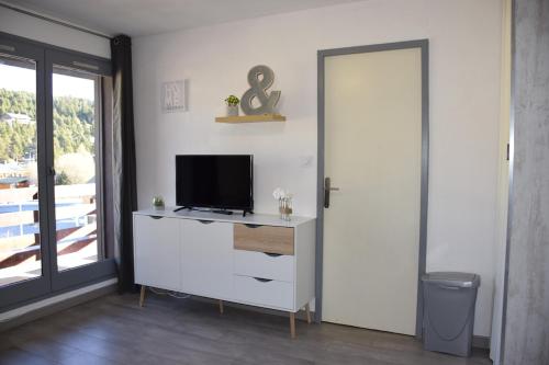 Appartement T2 aux pieds des pistes de P2000 Appt 535 - Résidence Les Gentianes Avenue du Serrat de l'Ours Font-Romeu