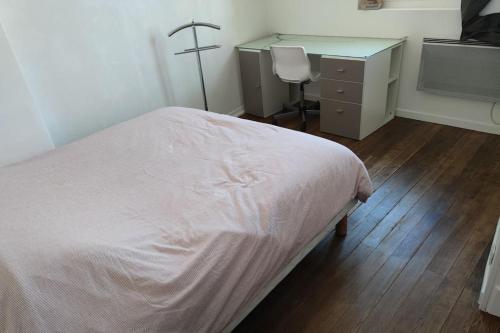 Appartement T2 de 42M2 en Intramuros 27 Rue et Place Noël Antoine Biret Avignon