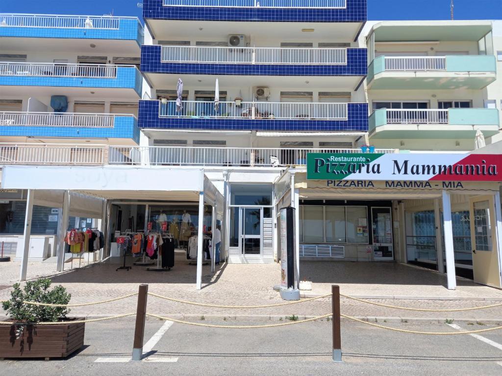 Appartement T2-MAMAMIA II Frente Mar Infante Sagres, 117, 8125-507 Quarteira