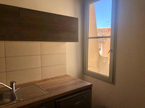 Appartement T2 Rénové, moderne et cozy - Centre Historique 7 Rue Cauzit Montpellier