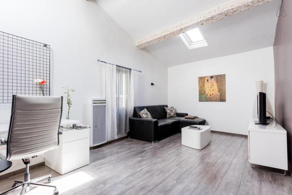 Appartement T2 Saint-Anne - Air Rental 18a Rue de la Valfere, 34000 Montpellier