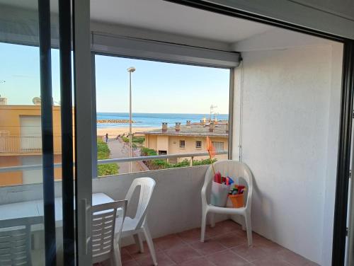 Appartement T2 -vue exceptionnelle - accès privé à la plage -wifi-clim 16 Avenue des Elysées Valras-Plage