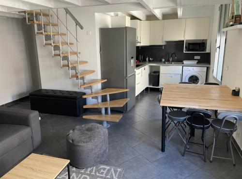 Appartement T3 duplex5 hyper-centre climatisé 19 Rue Saint-Antoine Albi