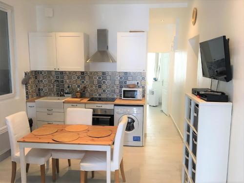 Appartement T3 lumineux gare Saint-Charles 122 Rue de Crimée Marseille