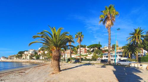 T3 NEUF AVEC JARDIN ET TERRASSE FACE À LA MER Bandol france