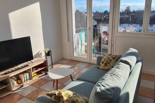 Appartement T4 avec vue sur les Pyrénées Etage 3 22 Rue Mozart Pau