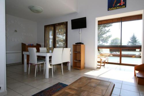 Appartement T4 Seyssins vue montagne proche Grenoble au pied du Vercors 9 Place du Village Seyssins