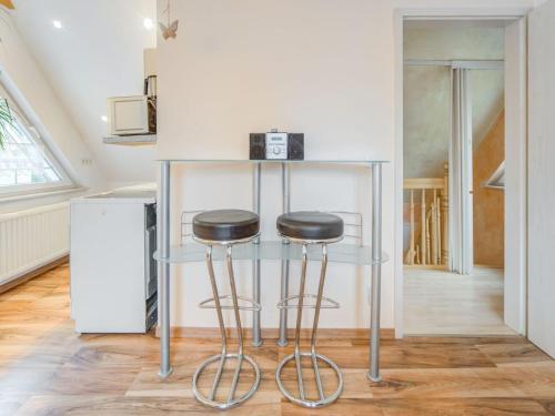 Tastefully furnished apartment in the north of Berlin with balcony in a quiet location Bernau bei Berlin allemagne