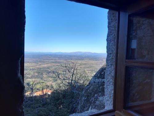 Taverna Lusitana Monsanto portugal