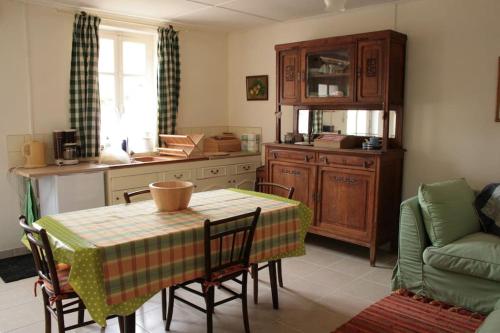 Teasel Cottage-rural hideaway-Gîte La Cellette france