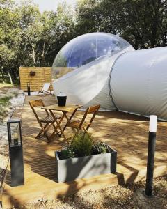 Tente de luxe Bulle - hébergement insolite 1230 Chemin de Vénasque 84380 Mazan Provence-Alpes-Côte d\'Azur